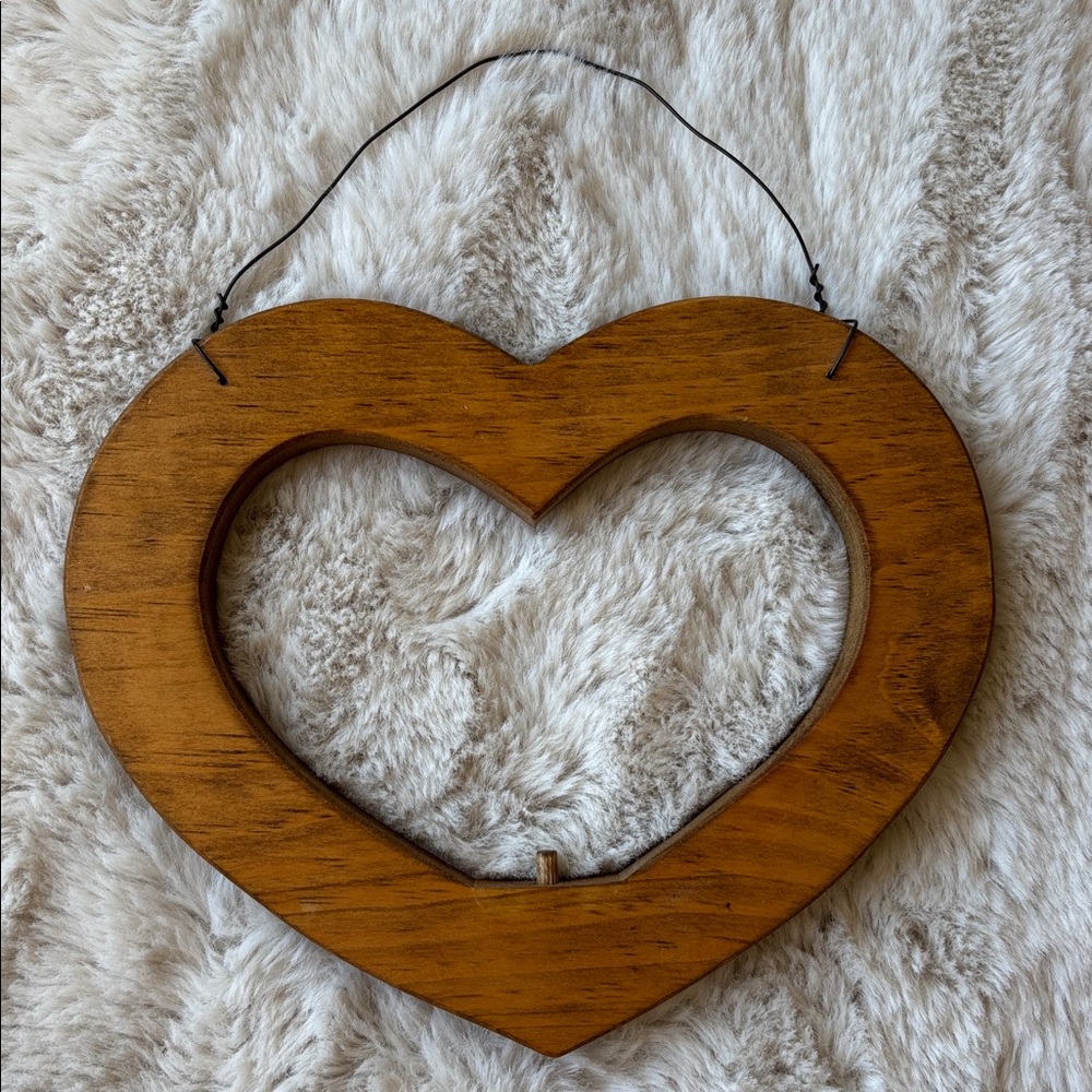 Vintage Heart Shaped Wooden Wall hanging decor Cottagecore Wood MCM‎ Mid century